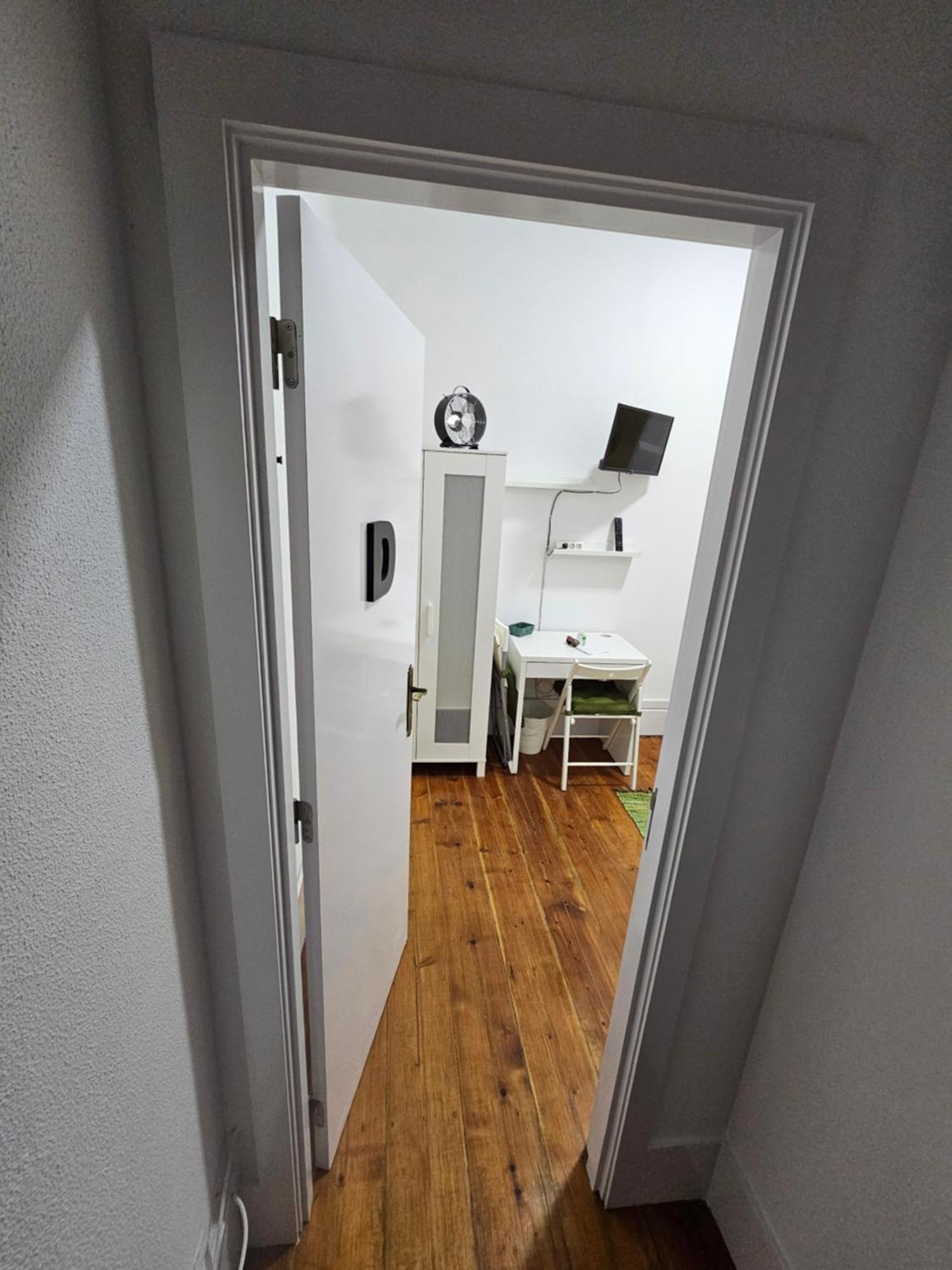 Almirante Guesthouse Lisbon Room photo
