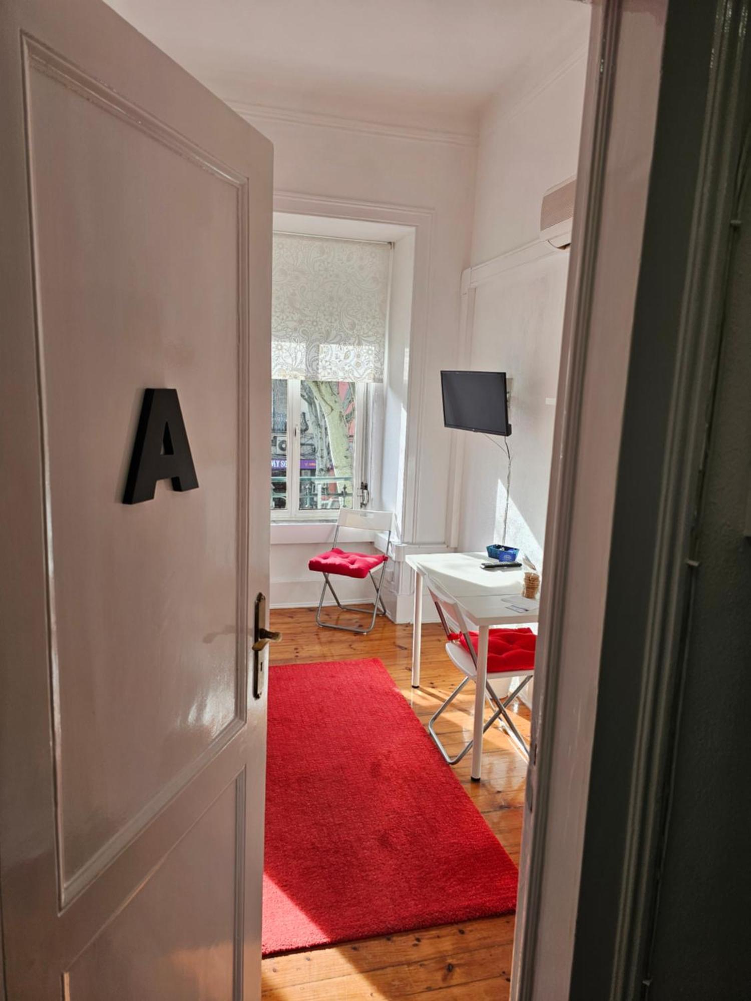 Almirante Guesthouse Lisbon Room photo
